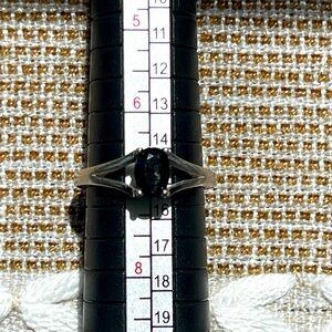 Gem Stone Kings - GSK Sapphire and 925 Sterling Silver Ring - Sz 7